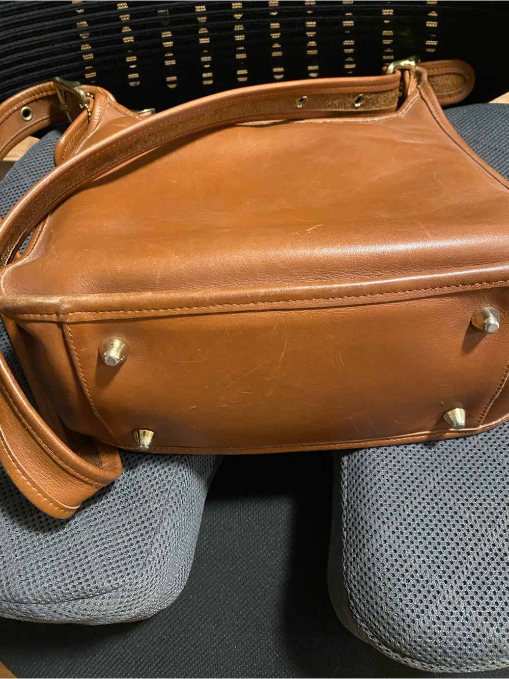 Coach Vintage purse- #F8G-9966 - Picture 7 of 8